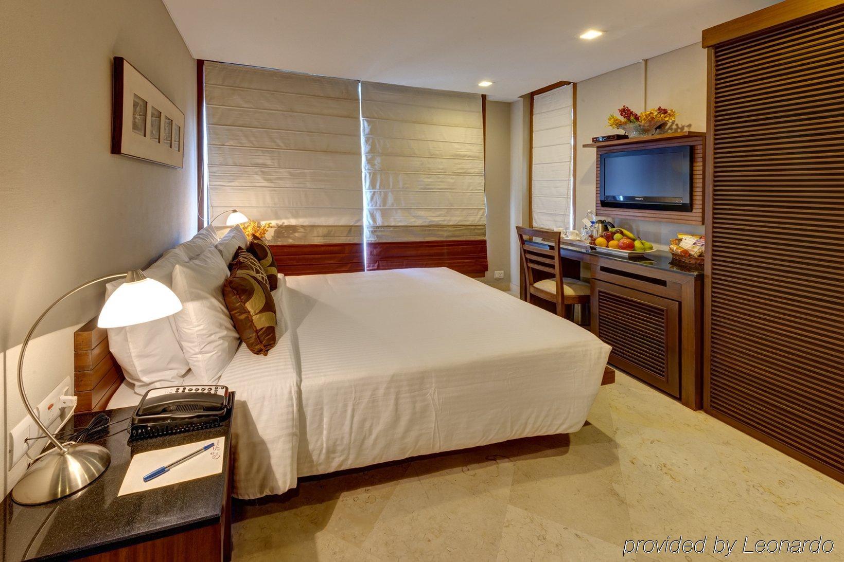 Hotel Casa Fortuna كولكاتا المظهر الخارجي الصورة